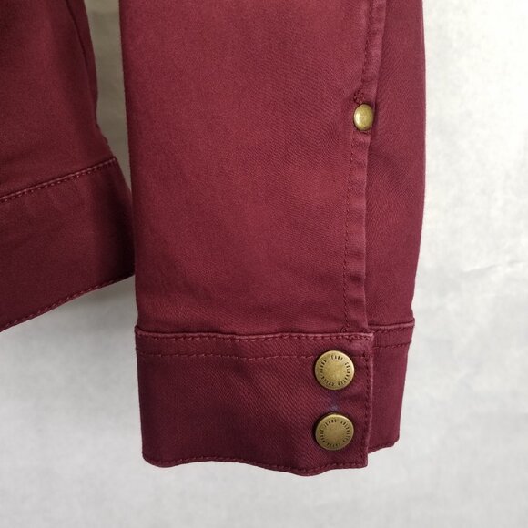 Coldwater Creek Jean Jacket Women's 4-6 Sm Maroon Denim Gold Snaps Buckle Back - Picture 2 of 14